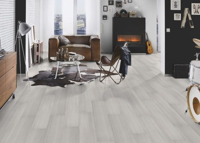 8464 Laminatni pod Beli Bru&scaron;eni Hrast 8mm