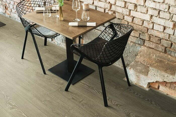 kafic_restoran_podovi_laminat_egger_pinoles-1