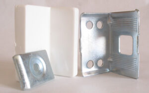 Nosač visećih elemenata beli 3420007