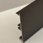 Sokla Volpato alu-antracit 10cm/4m Mod 20. 3421198