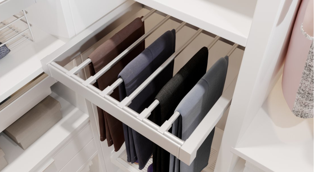 Prednosti izvlačnih polica za pantalone