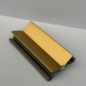 Ugao sokle Volpato zlato mat 10cm 3421213